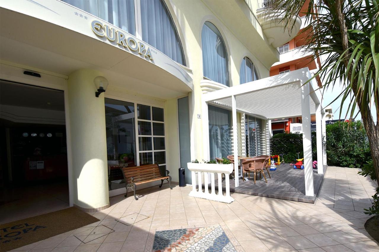 Hotel Europa Misano Adriatico Esterno foto