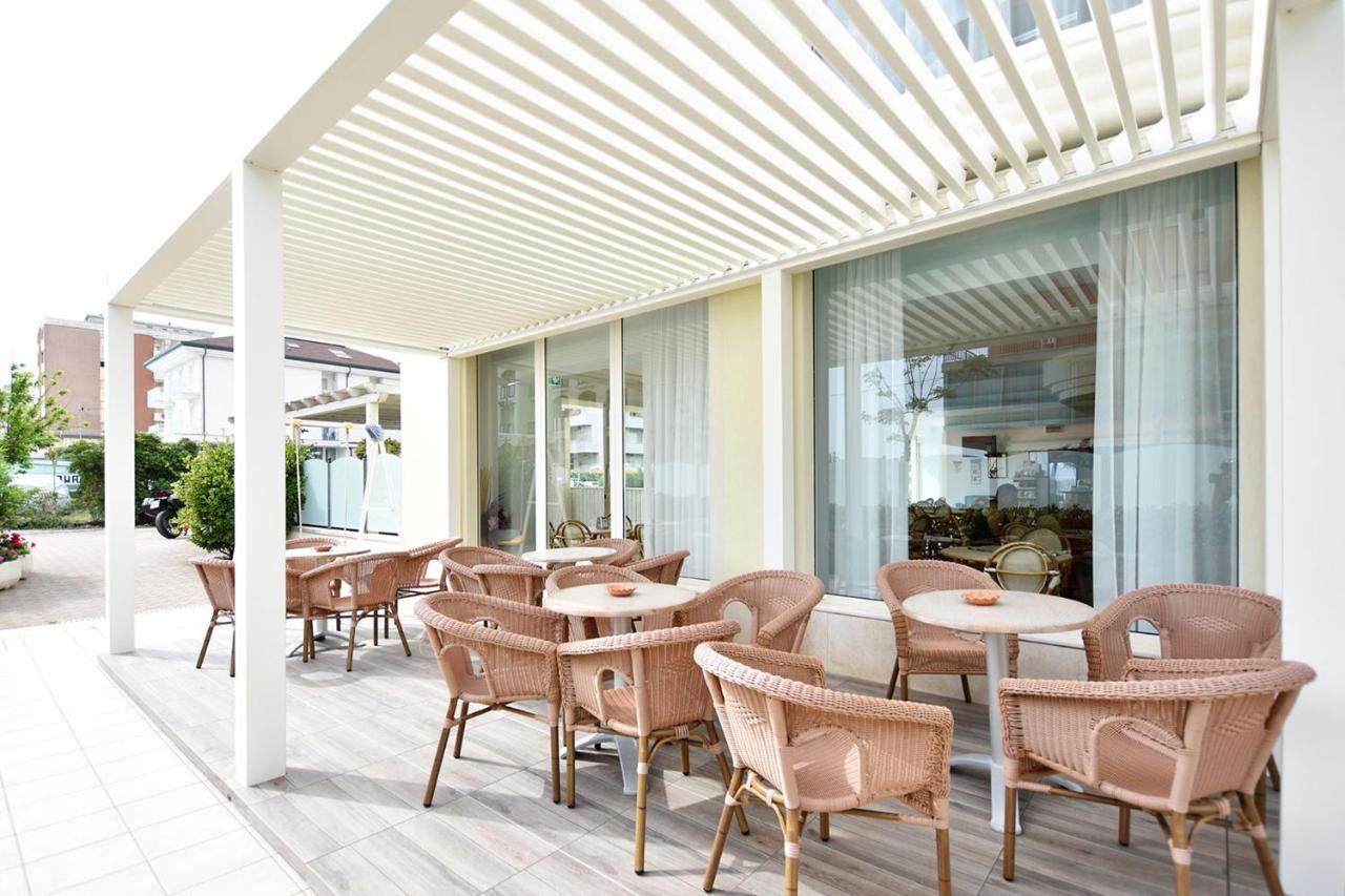 Hotel Europa Misano Adriatico Esterno foto